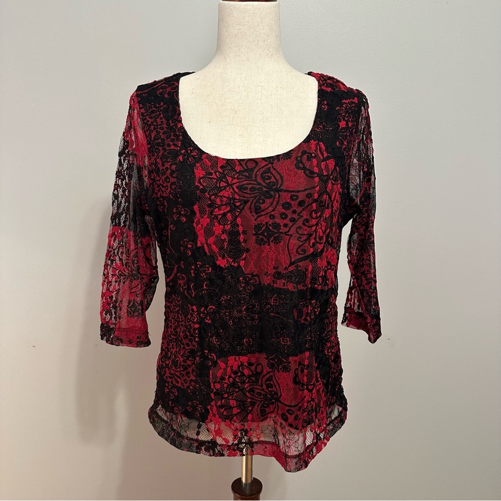 90s Kiara Black and Red Sheer Lace Overlay 3/4 Sleeve Top Size L